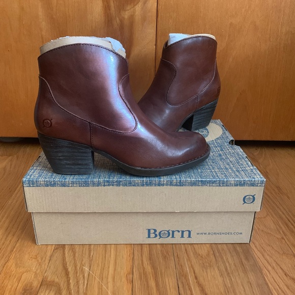 Born “Carmel” Ankle Booties - Picture 3 of 6